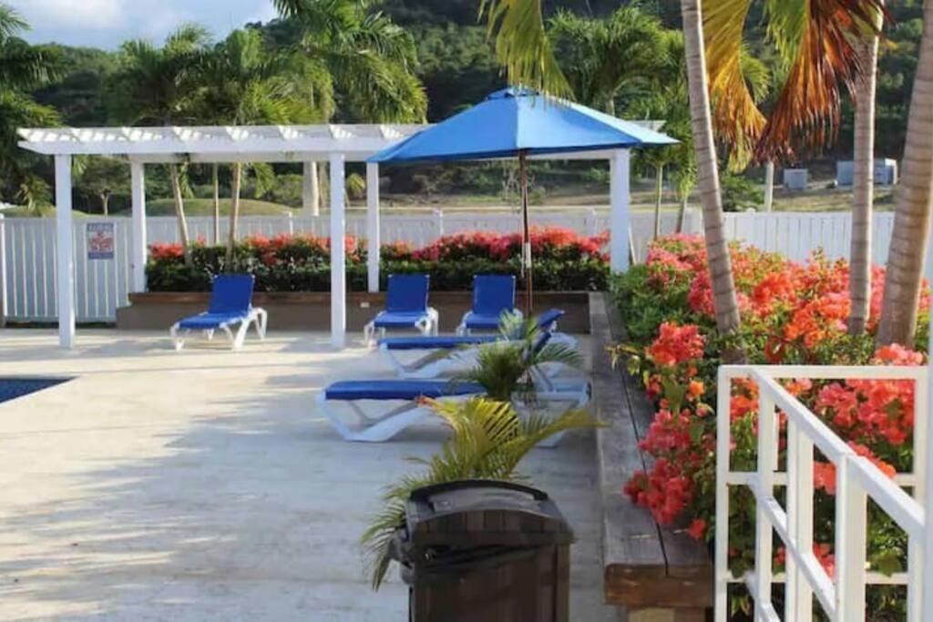 Snooze At Oceanpointe Villa Lucea Dış mekan fotoğraf